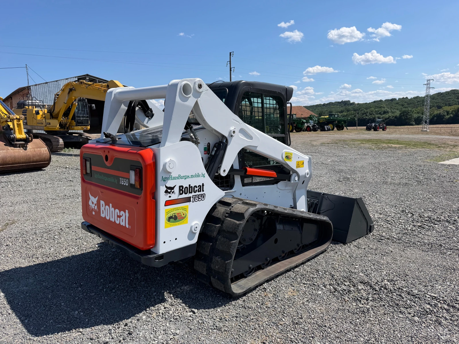 Мини челни товарачи Bobcat T650 HF С КОФА И ВИЛИЦИ ЛИЗИНГ, снимка 7 - Индустриална техника - 54230004