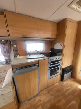 Каравана Други Swift Accord Charisma | Auto.bg — изображение 10