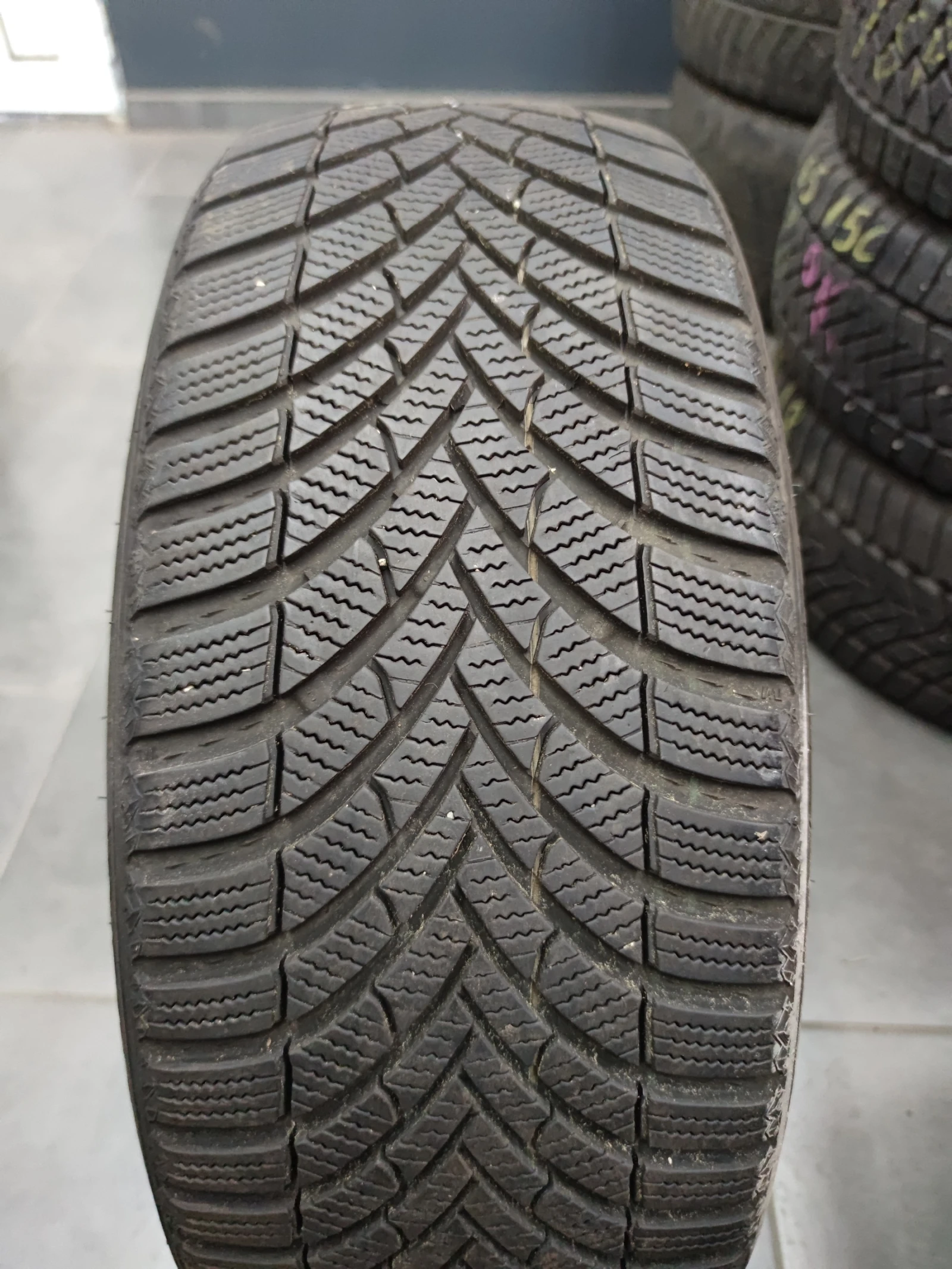  205/45R17 | Mobile.bg   3