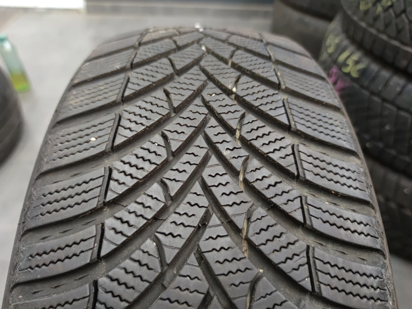  205/45R17 | Mobile.bg   1