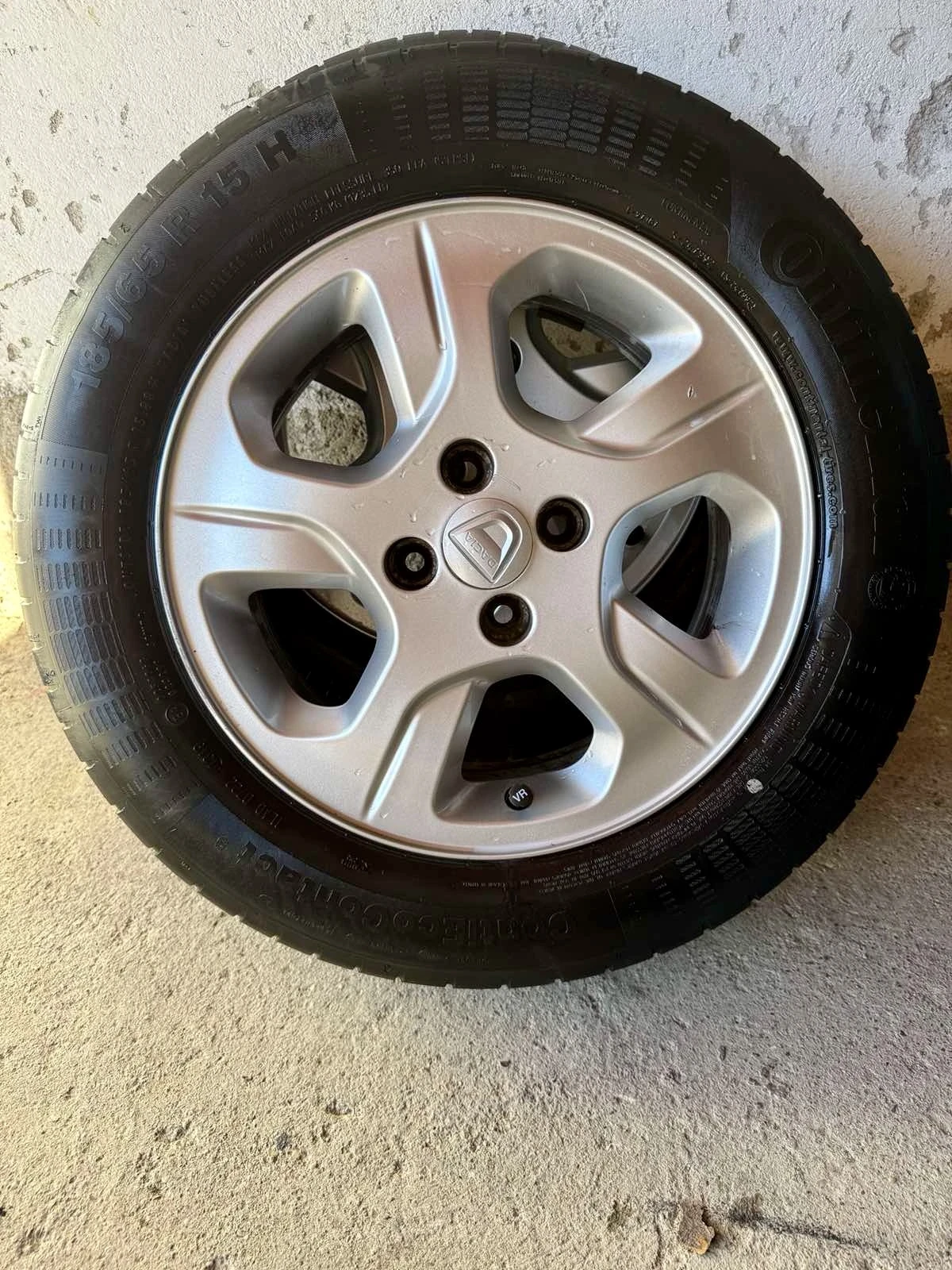 ���� � ������ 185/65R15 �� Dacia Logan | Mobile.bg � ����������� 4