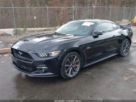 ������ Ford Mustang