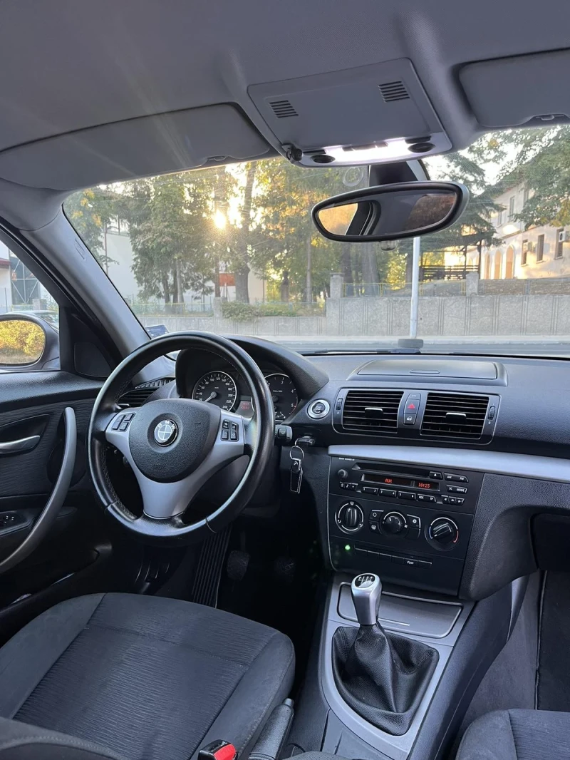 BMW 118, снимка 4 - Автомобили и джипове - 47385383