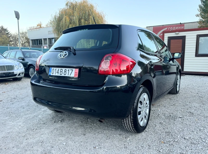 Toyota Auris 1.6i Swiss Edition, снимка 5 - Автомобили и джипове - 47899430