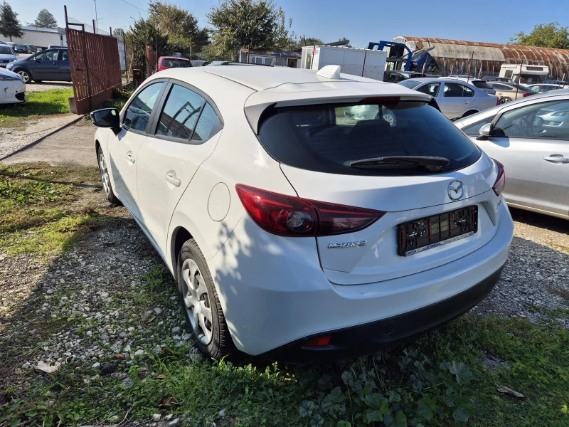 Mazda 3 SkyActiv, снимка 4 - Автомобили и джипове - 49215638