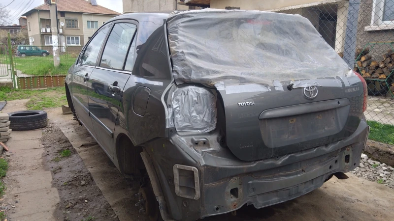 Toyota Corolla 2.0 D4D, снимка 5 - Автомобили и джипове - 48914078
