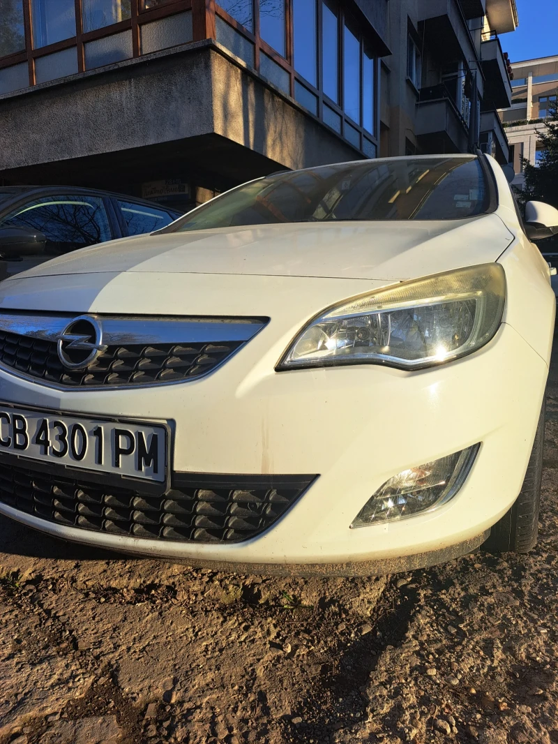 Opel Astra, снимка 1 - Автомобили и джипове - 49424265