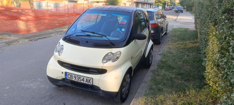 Smart Fortwo 450, снимка 4 - Автомобили и джипове - 52500569