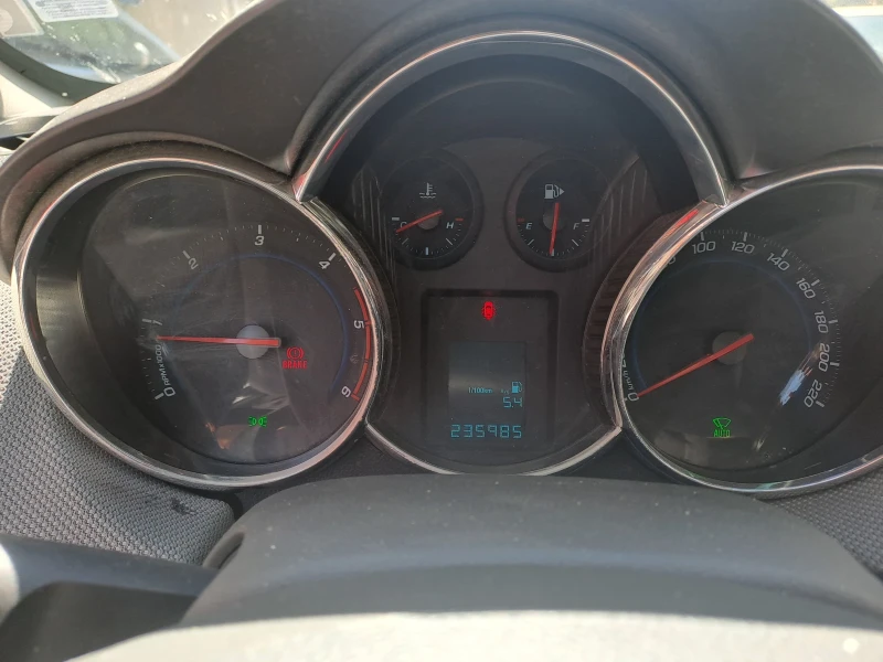 Chevrolet Cruze, снимка 5 - Автомобили и джипове - 52929817
