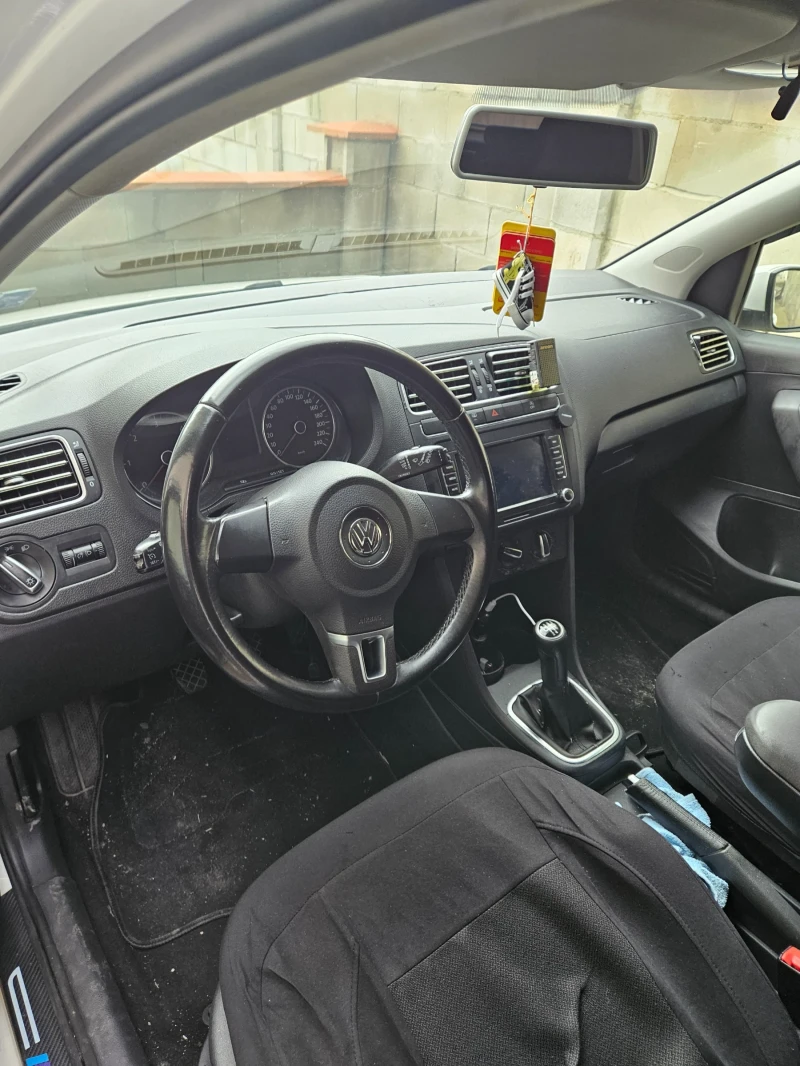 VW Polo, снимка 4 - Автомобили и джипове - 52676129