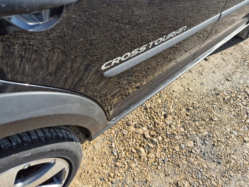 VW Touran CROSS  2.0 TDI, снимка 6 - Автомобили и джипове - 52824746