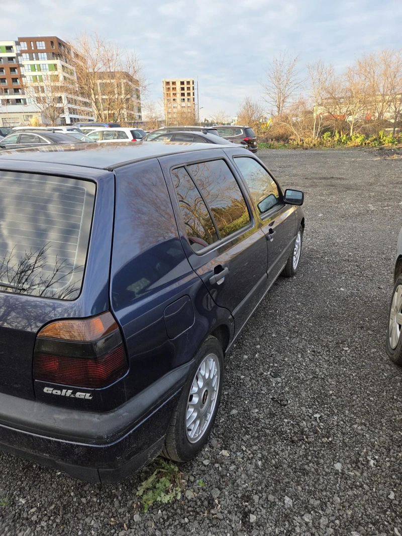 VW Golf, снимка 5 - Автомобили и джипове - 53102741