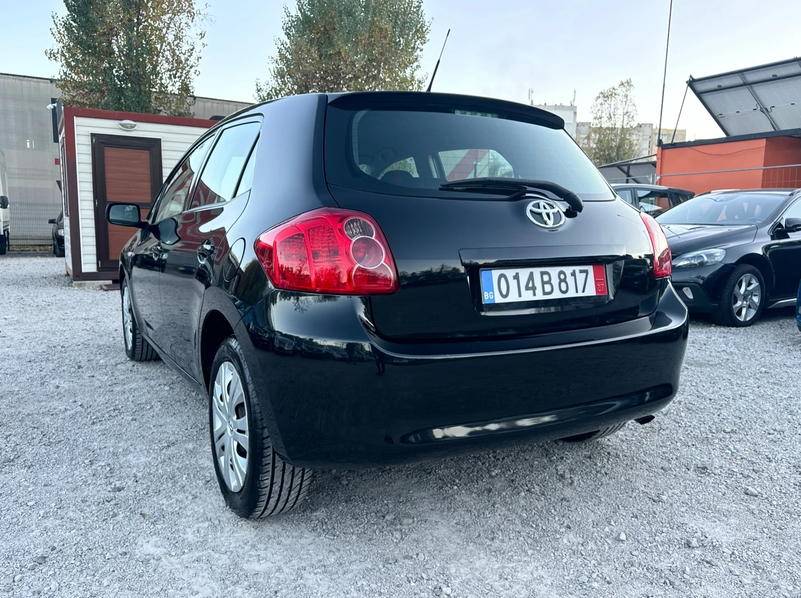 Toyota Auris 1.6i Swiss Edition - изображение 3