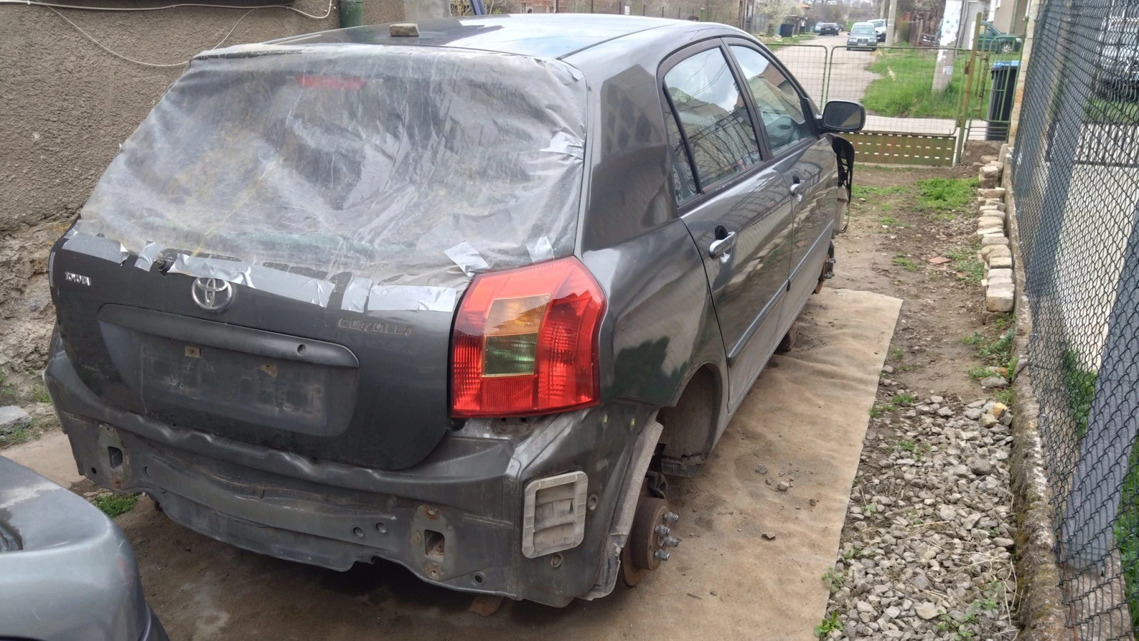 Toyota Corolla 2.0 D4D - изображение 6
