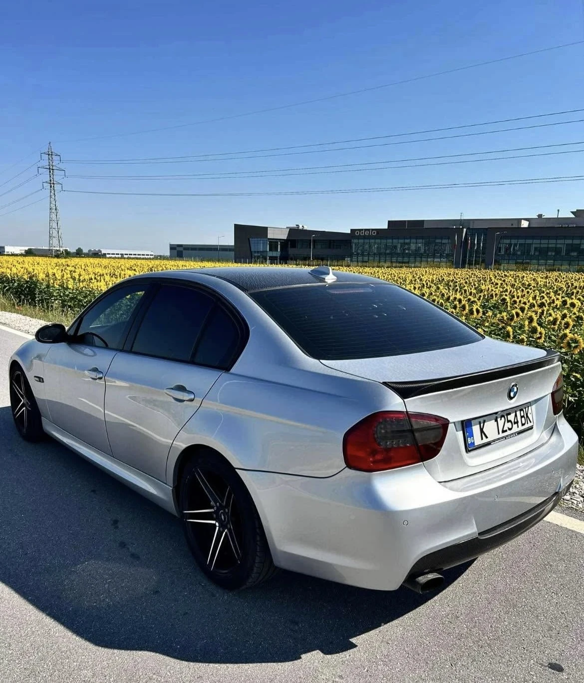 BMW 320  - изображение 2