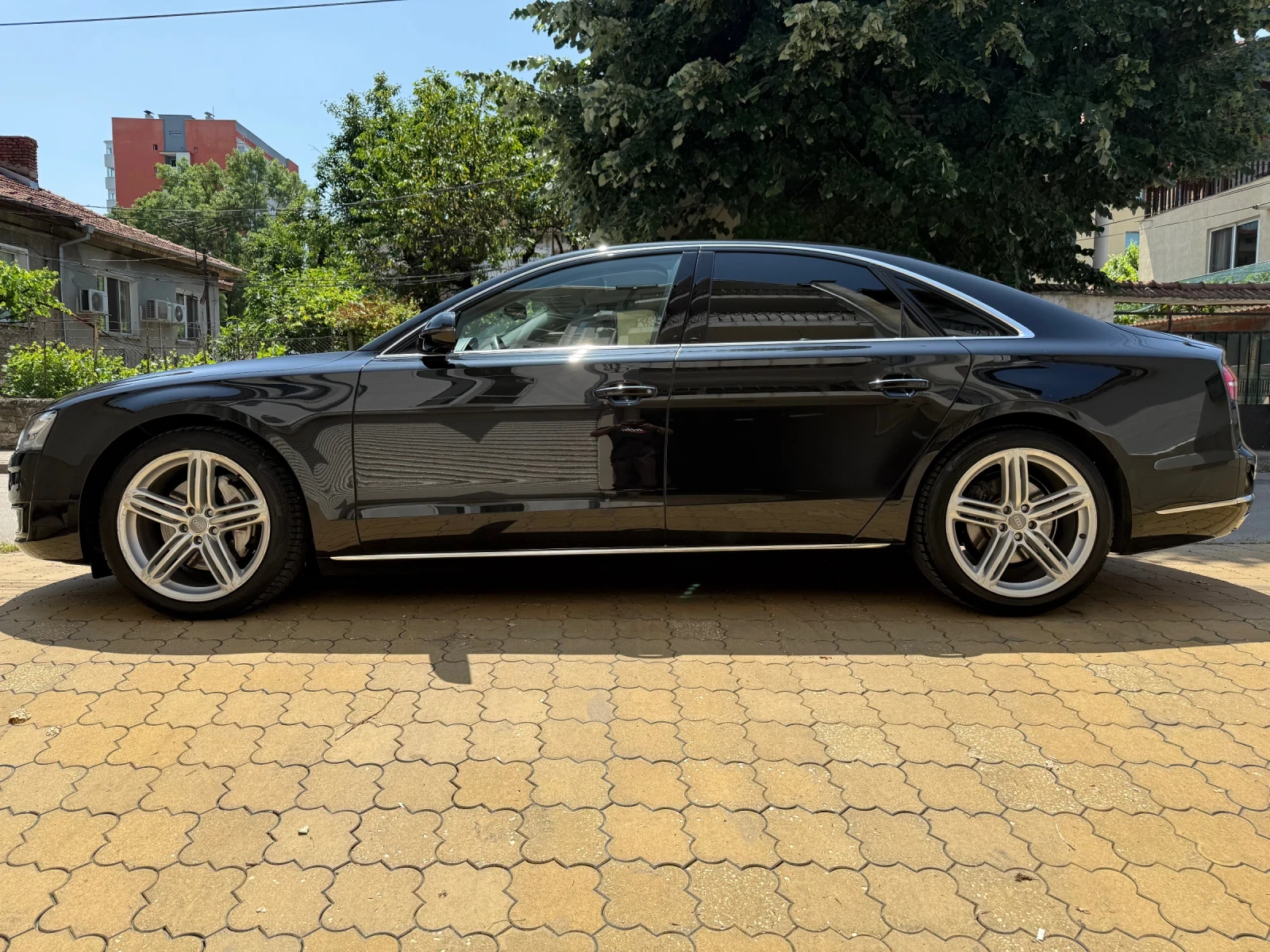 Audi A8  - изображение 4