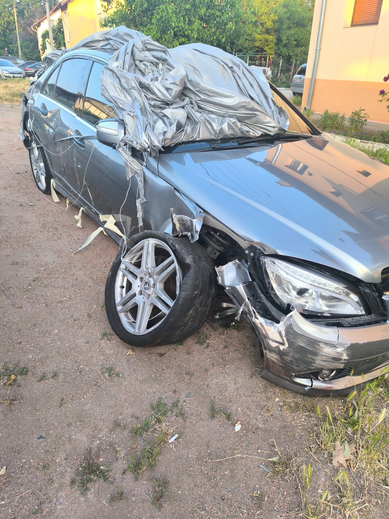 Mercedes-Benz C 300  - изображение 2