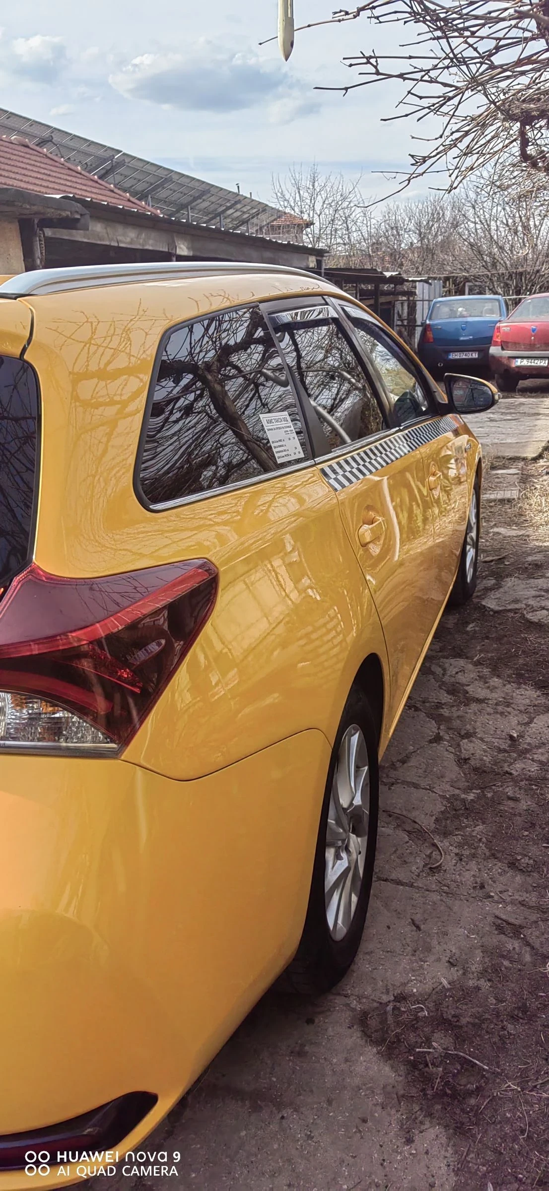 Toyota Auris  - изображение 2