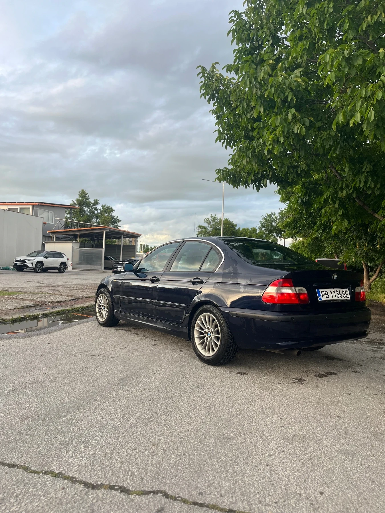 BMW 318  - изображение 2
