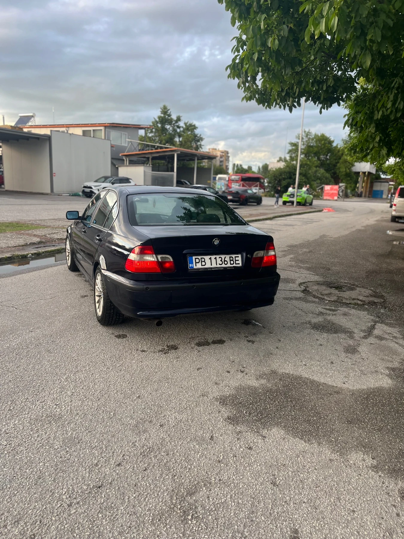 BMW 318  - изображение 4