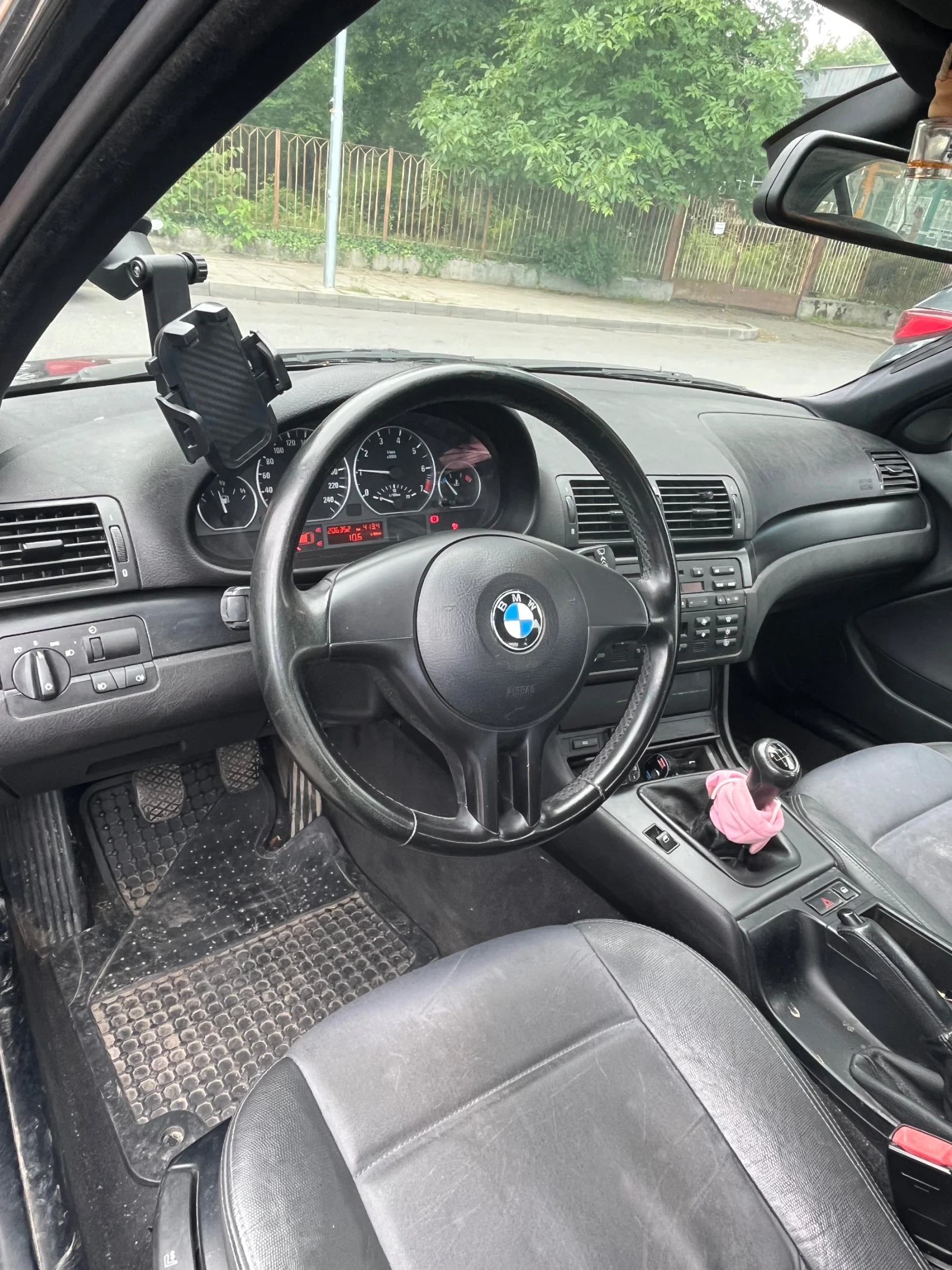 BMW 318  - изображение 10