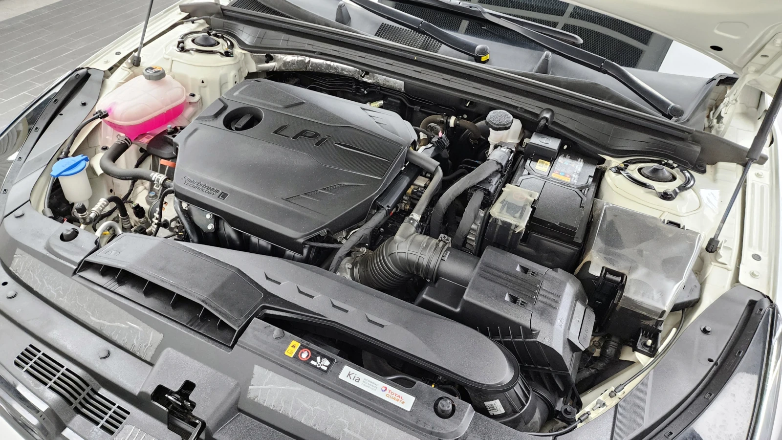 Kia K5 2.0LPI PRESTIGE | Mobile.bg   6