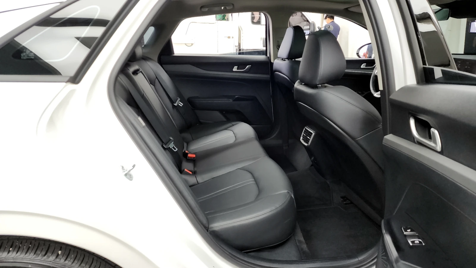 Kia K5 2.0LPI PRESTIGE | Mobile.bg   12