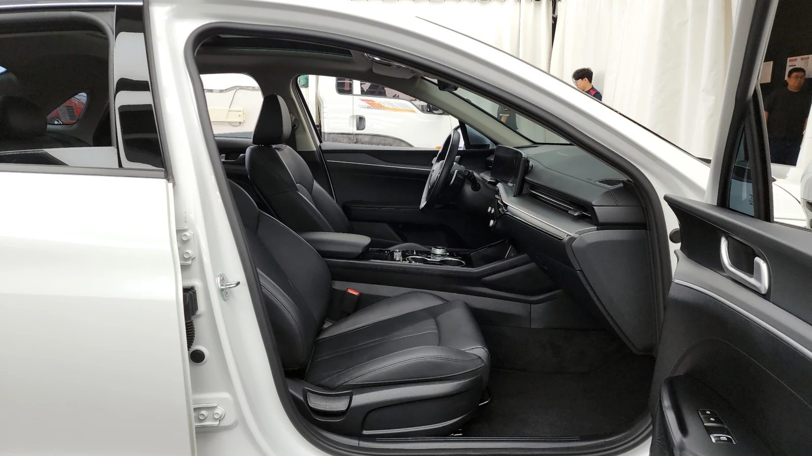 Kia K5 2.0LPI PRESTIGE | Mobile.bg   11