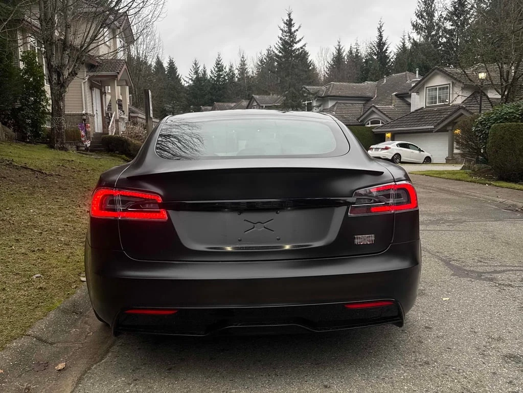 Tesla Model S 2022 Plaid * CARFAX * БЕЗ ПЪРВОНАЧАЛНА ВНОСКА - изображение 4