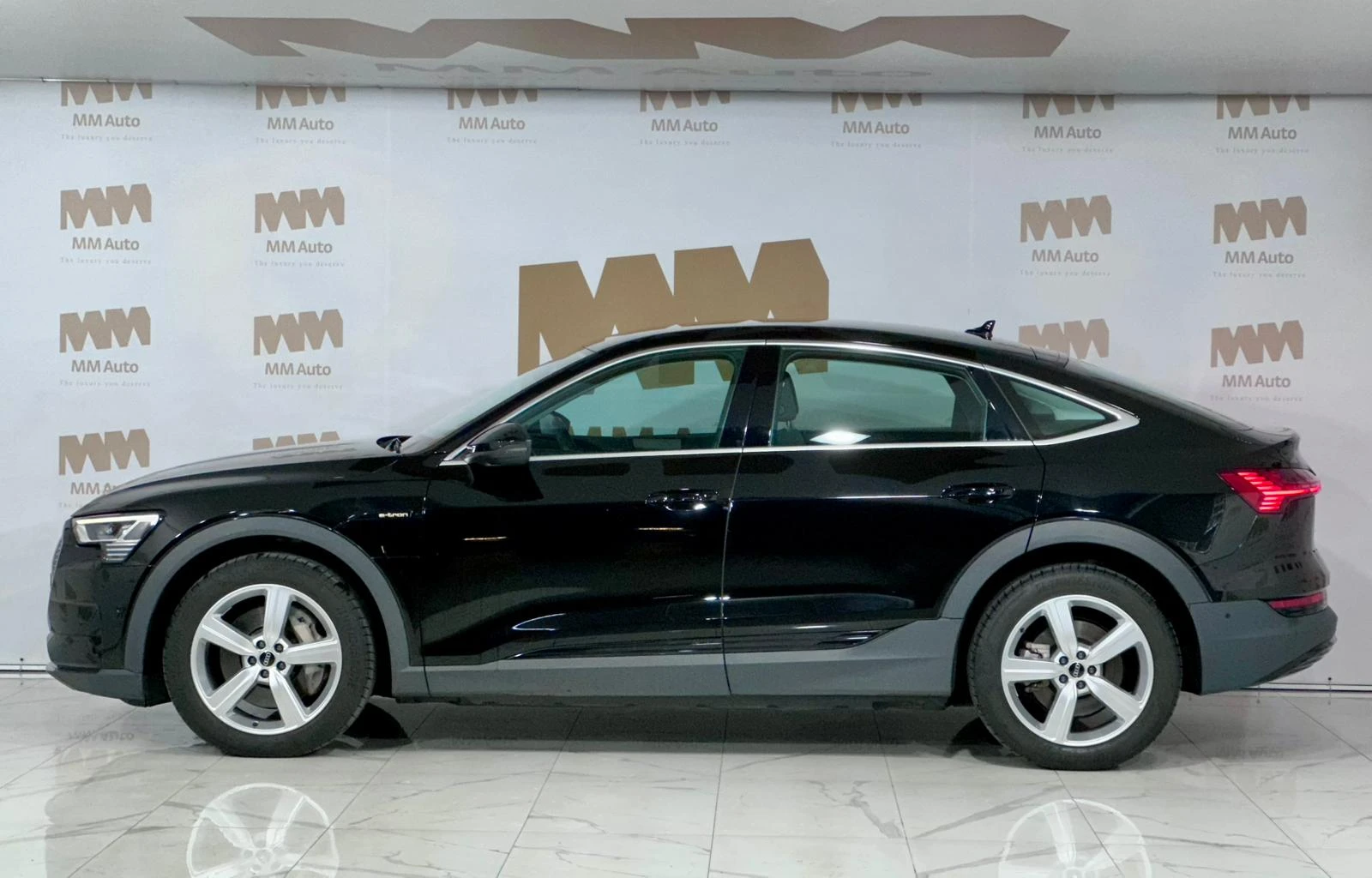 Audi Coupe Sportback* 50 Quattro* LED* Въздух* Camera, снимка 2 - Автомобили и джипове - 54376452