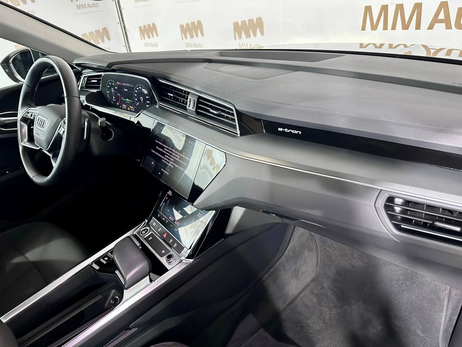Audi Coupe Sportback* 50 Quattro* LED* Въздух* Camera, снимка 11 - Автомобили и джипове - 54376452
