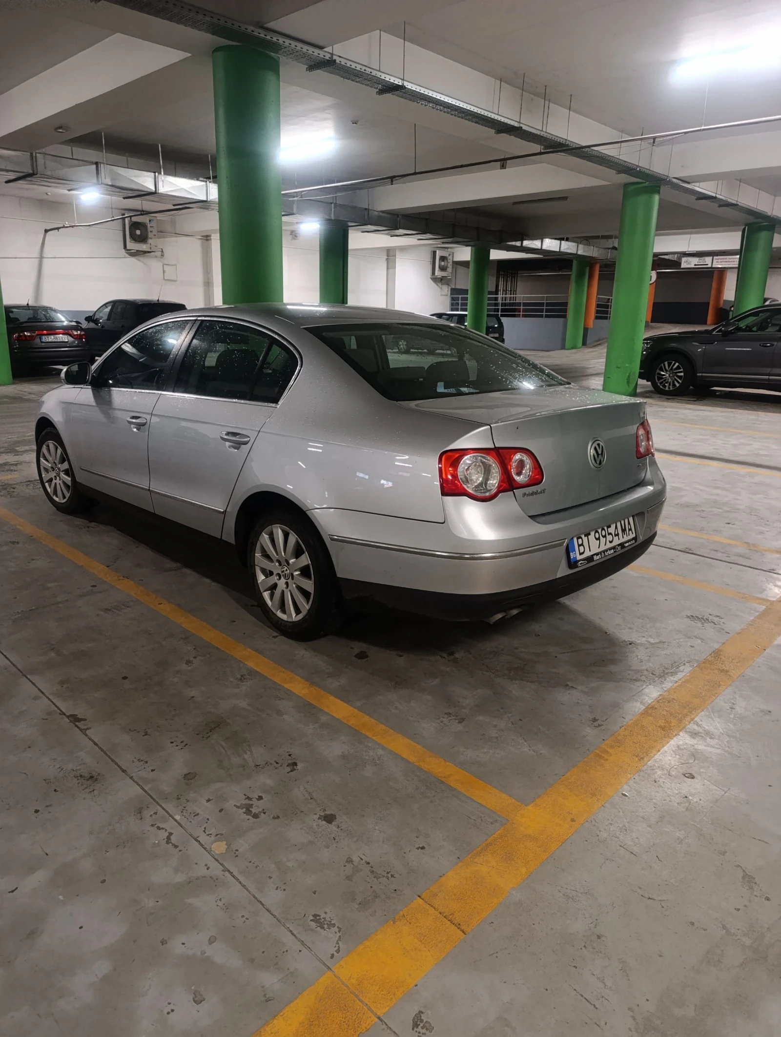 VW Passat, снимка 5 - Автомобили и джипове - 54386961