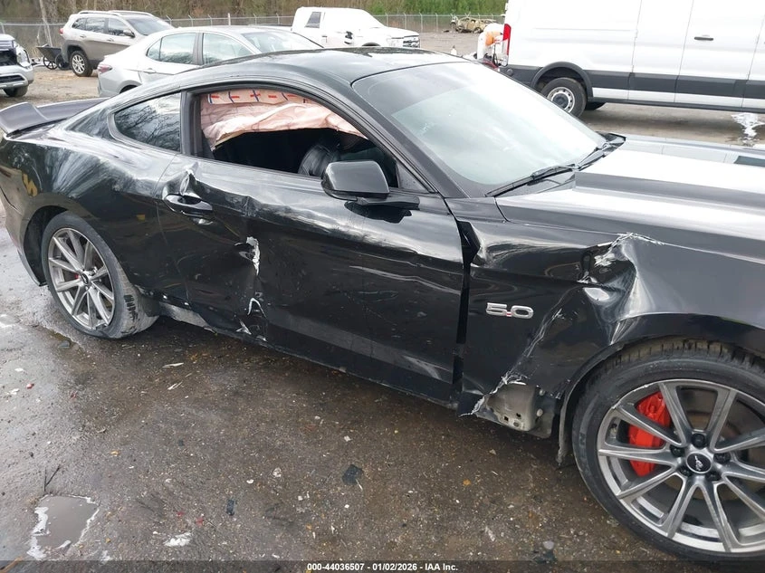 Ford Mustang 5l Gt Premium, снимка 6 - Автомобили и джипове - 54389623
