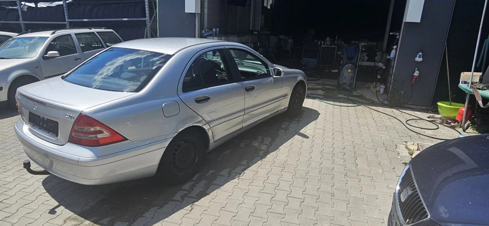 Mercedes-Benz C 220, снимка 6 - Автомобили и джипове - 54821838