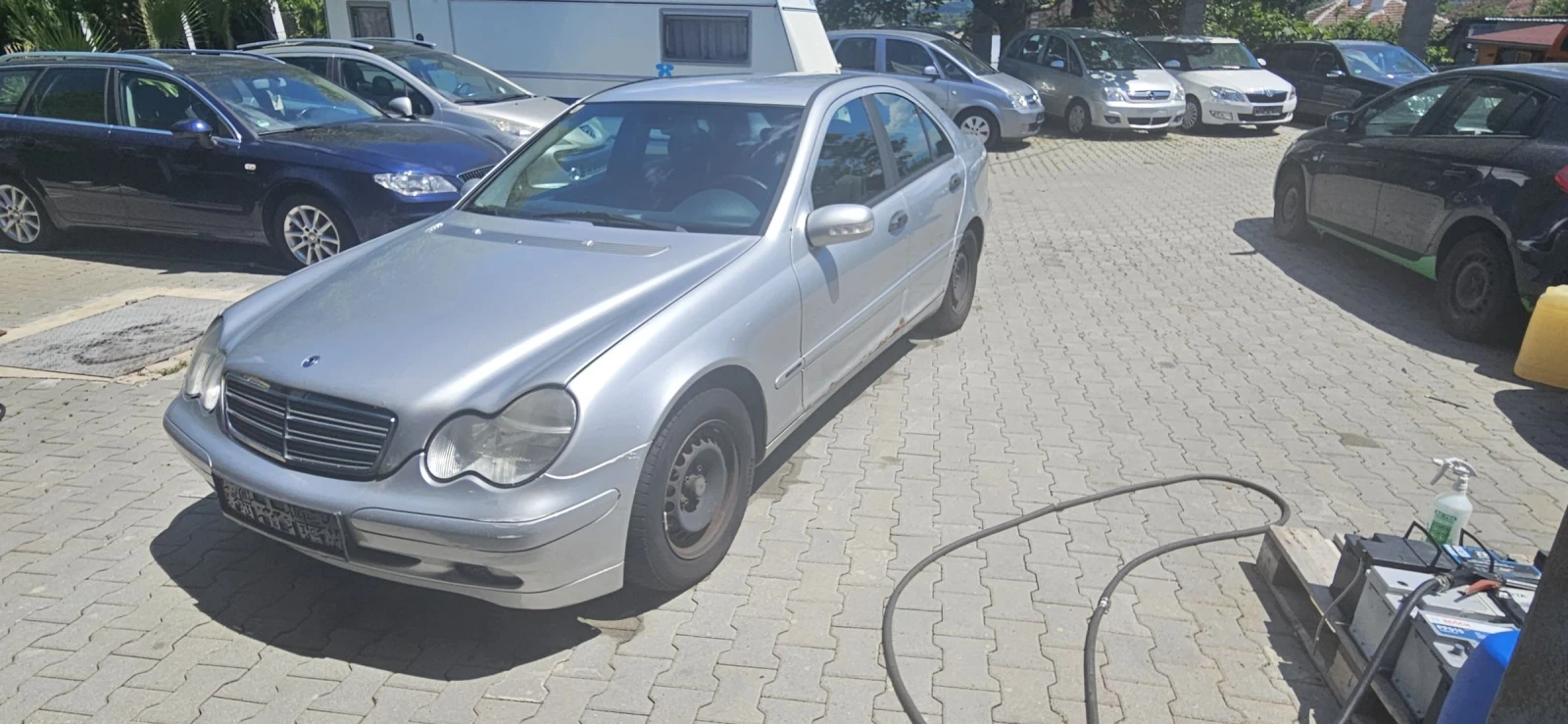 Mercedes-Benz C 220