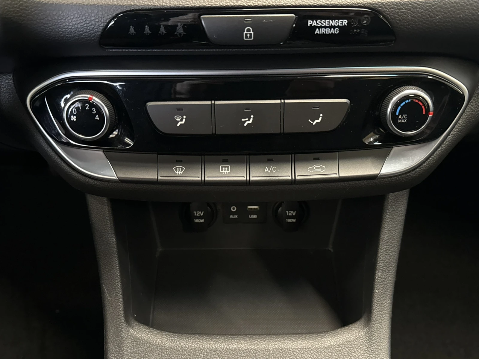 Hyundai I30 BUSINESS, снимка 14 - Автомобили и джипове - 54786688