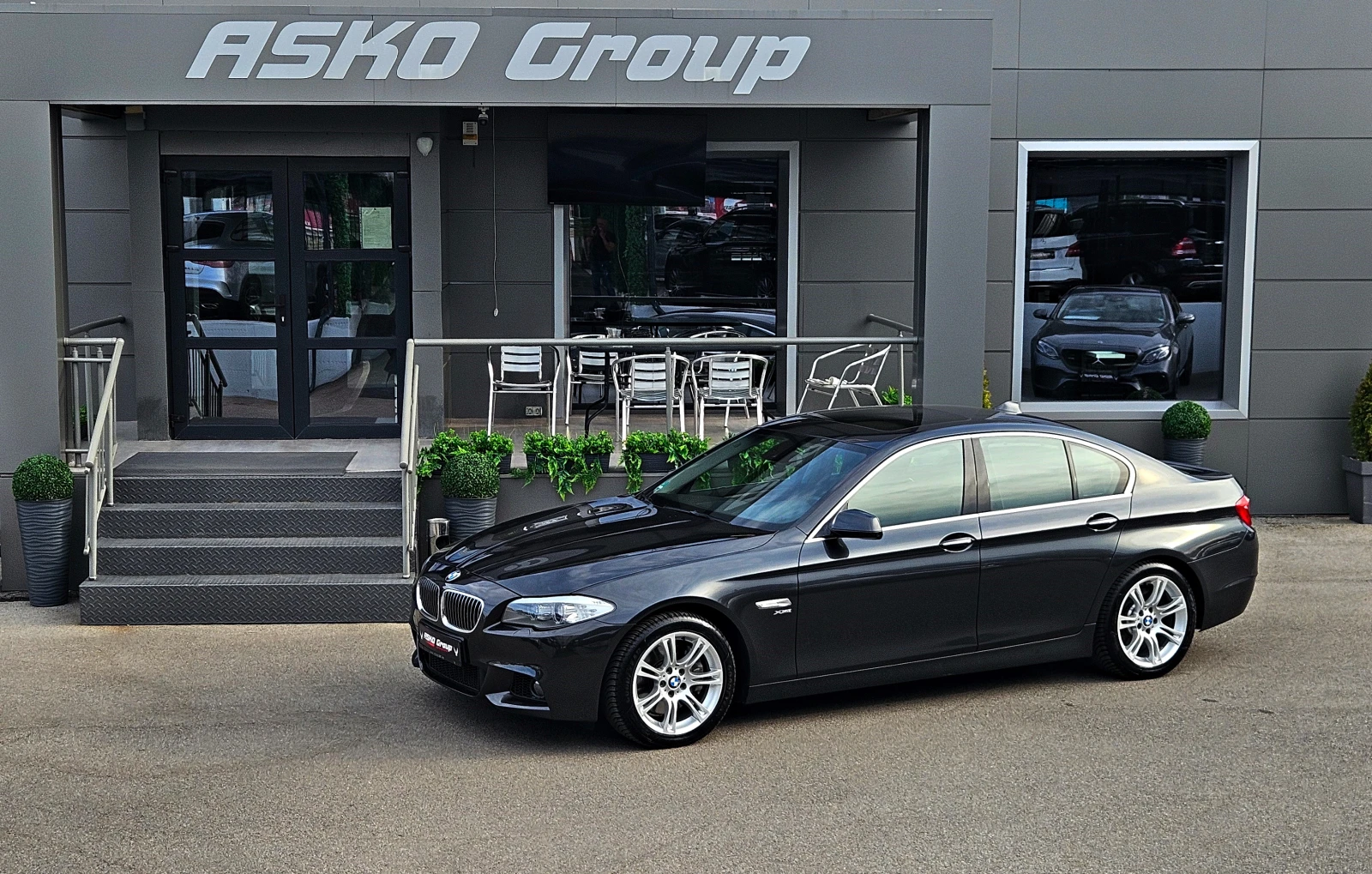 BMW 535 M/XD/DISTR/HEAD UD/ВАКУУМ/CAMERA/ПОДГРЕВ/ПАМЕТ/LIZ, снимка 17 - Автомобили и джипове - 55321008