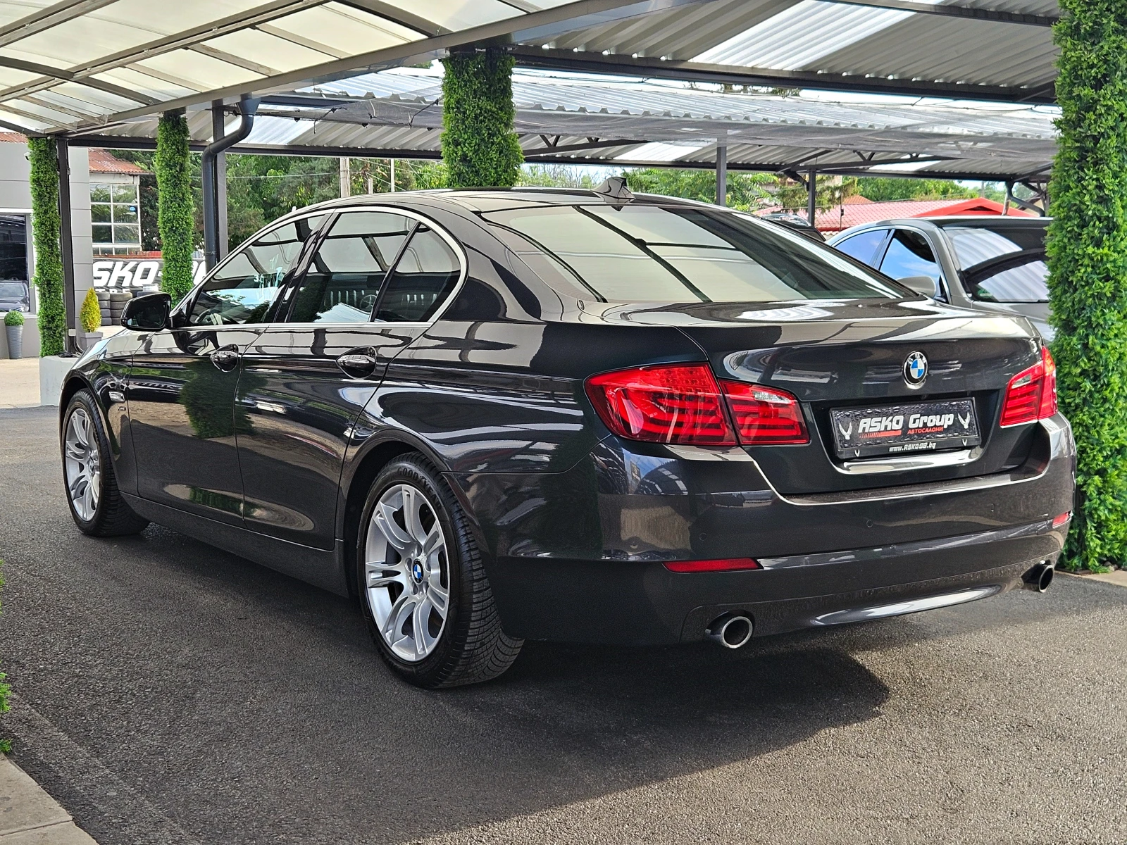 BMW 535 M/XD/DISTR/HEAD UD/ВАКУУМ/CAMERA/ПОДГРЕВ/ПАМЕТ/LIZ, снимка 7 - Автомобили и джипове - 55321008