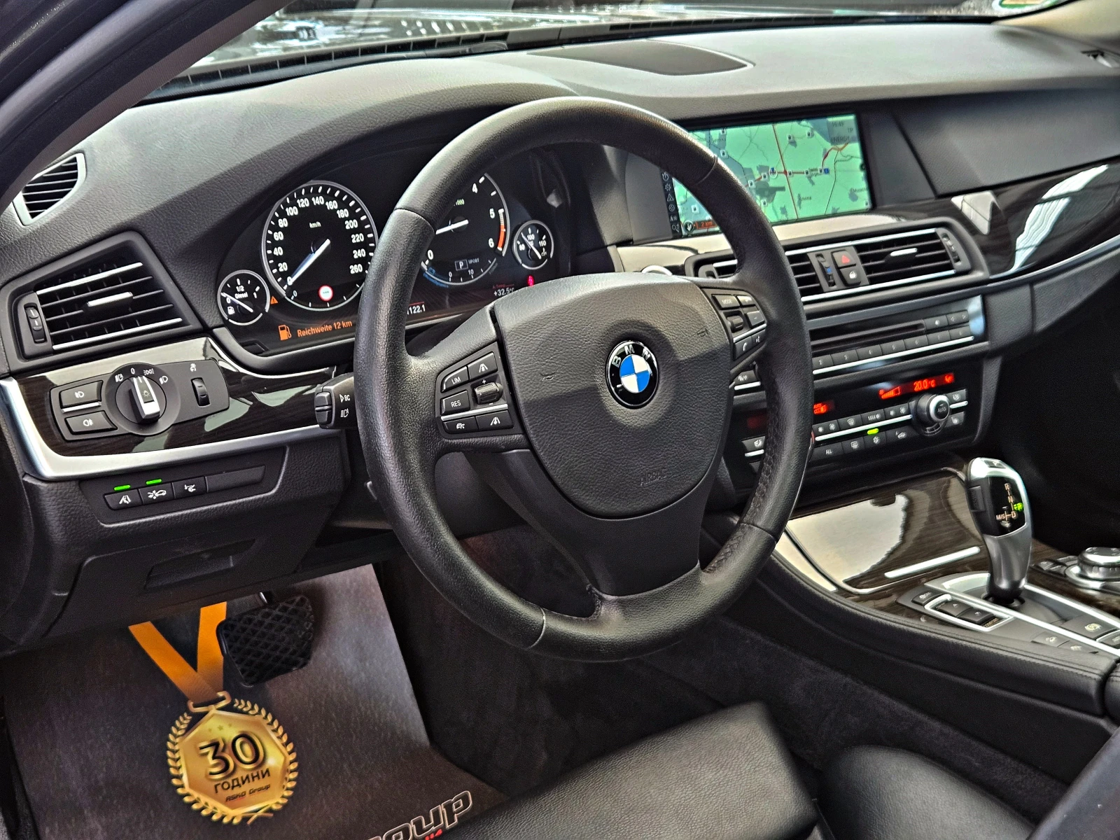 BMW 535 M/XD/DISTR/HEAD UD/ВАКУУМ/CAMERA/ПОДГРЕВ/ПАМЕТ/LIZ, снимка 10 - Автомобили и джипове - 55321008
