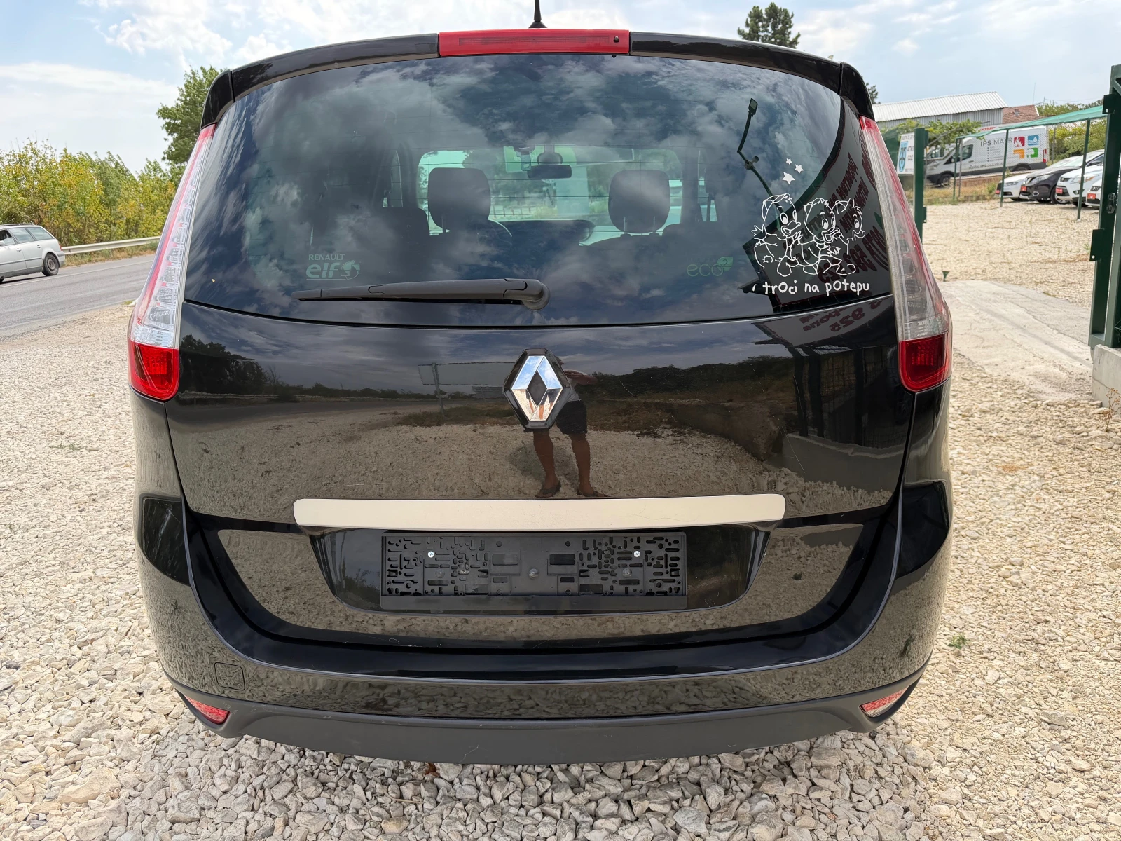 Renault Scenic -Grand Scenic-1.5DCi/105p.s-Navi/6 speed!!!, снимка 14 - Автомобили и джипове - 56059126
