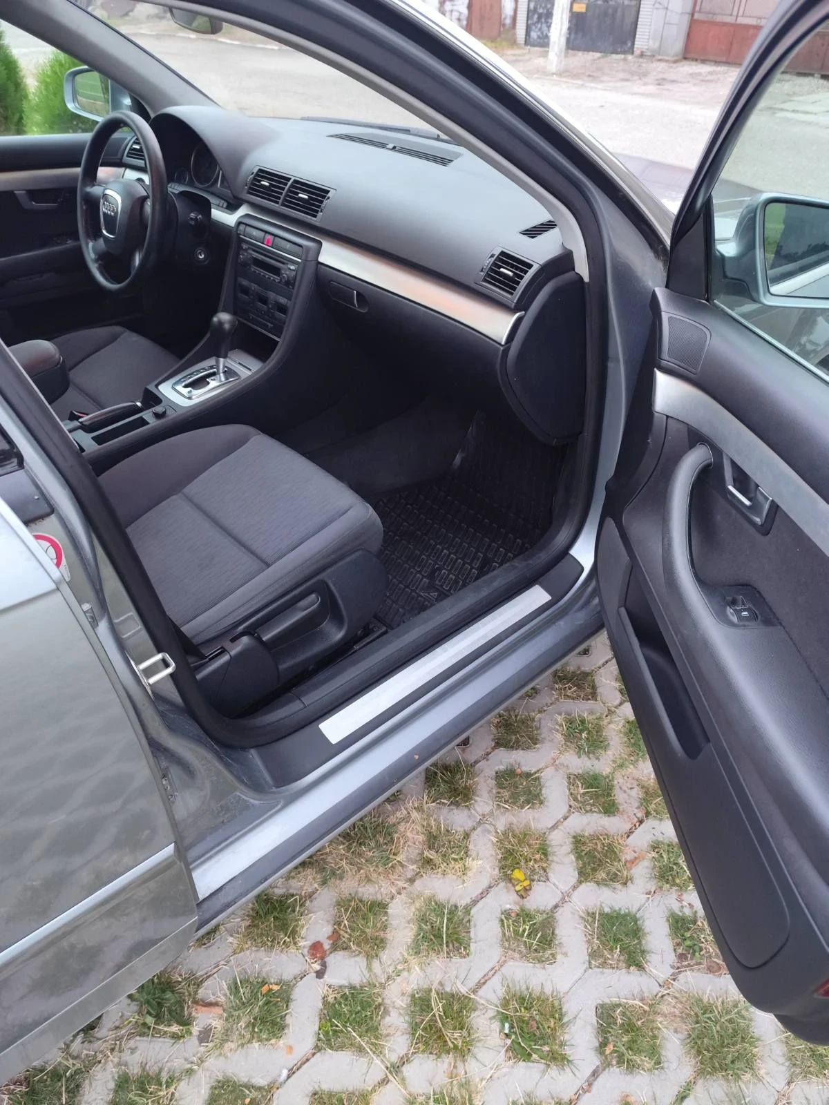 Audi A4 B7 2.0 TDI, снимка 10 - Автомобили и джипове - 56462574