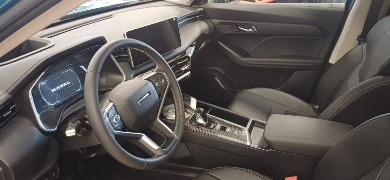 Haval Jolion хибрид, снимка 11 - Автомобили и джипове - 52482229