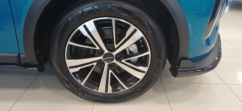 Haval Jolion хибрид, снимка 7 - Автомобили и джипове - 52482229