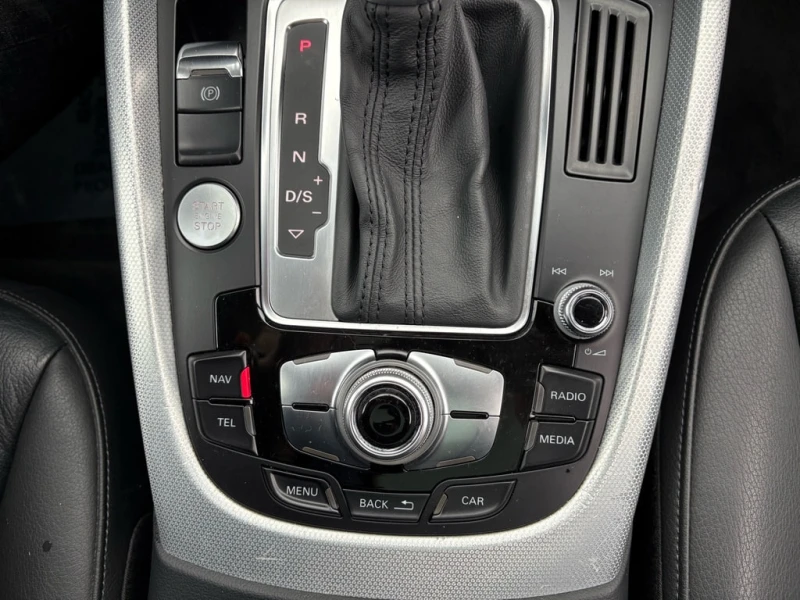 Audi Q5 * quattro 4dr 2.0T Progressiv * CARFAX * ЦЕНА ДО Б, снимка 12 - Автомобили и джипове - 52802492