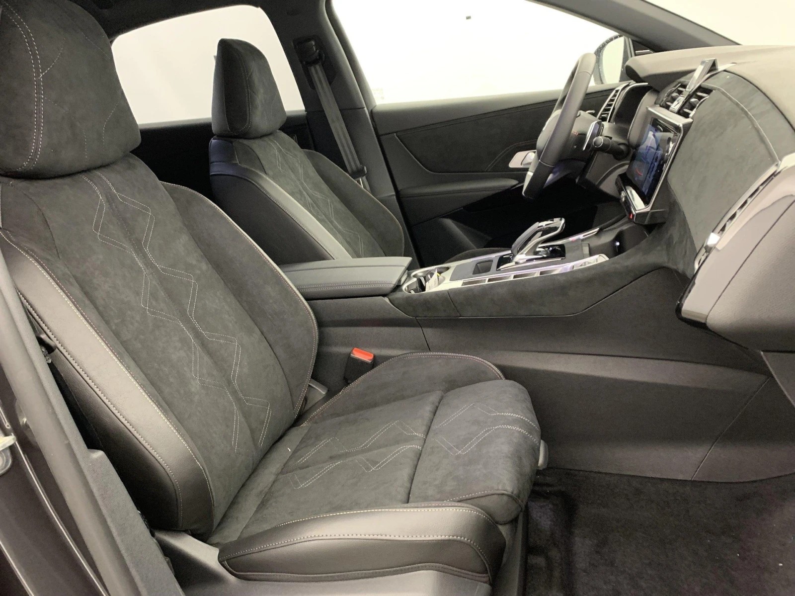 DS DS 7 Crossback EX  - изображение 7