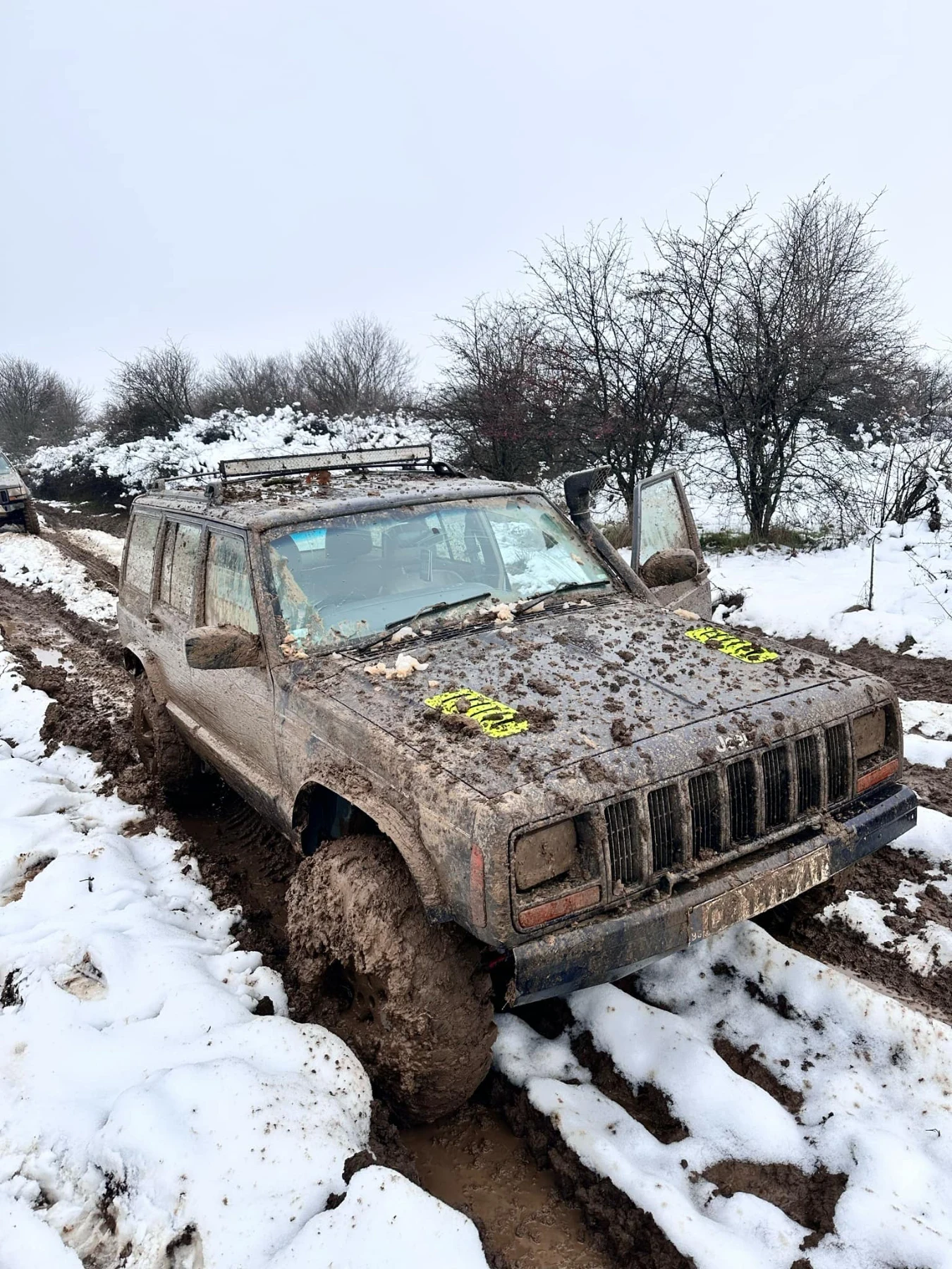 Jeep Cherokee  - изображение 5