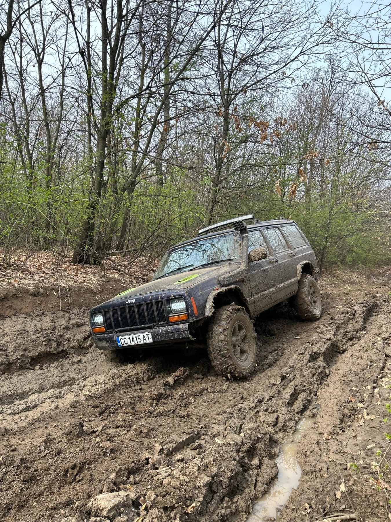 Jeep Cherokee  - изображение 6