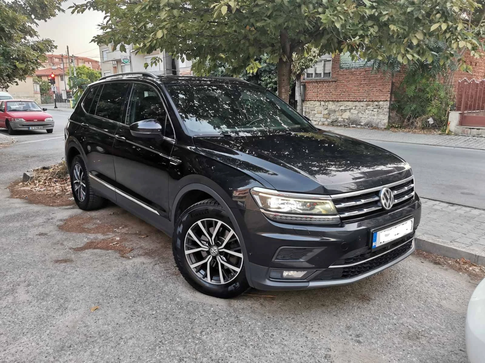 VW Tiguan  hi-line - изображение 2