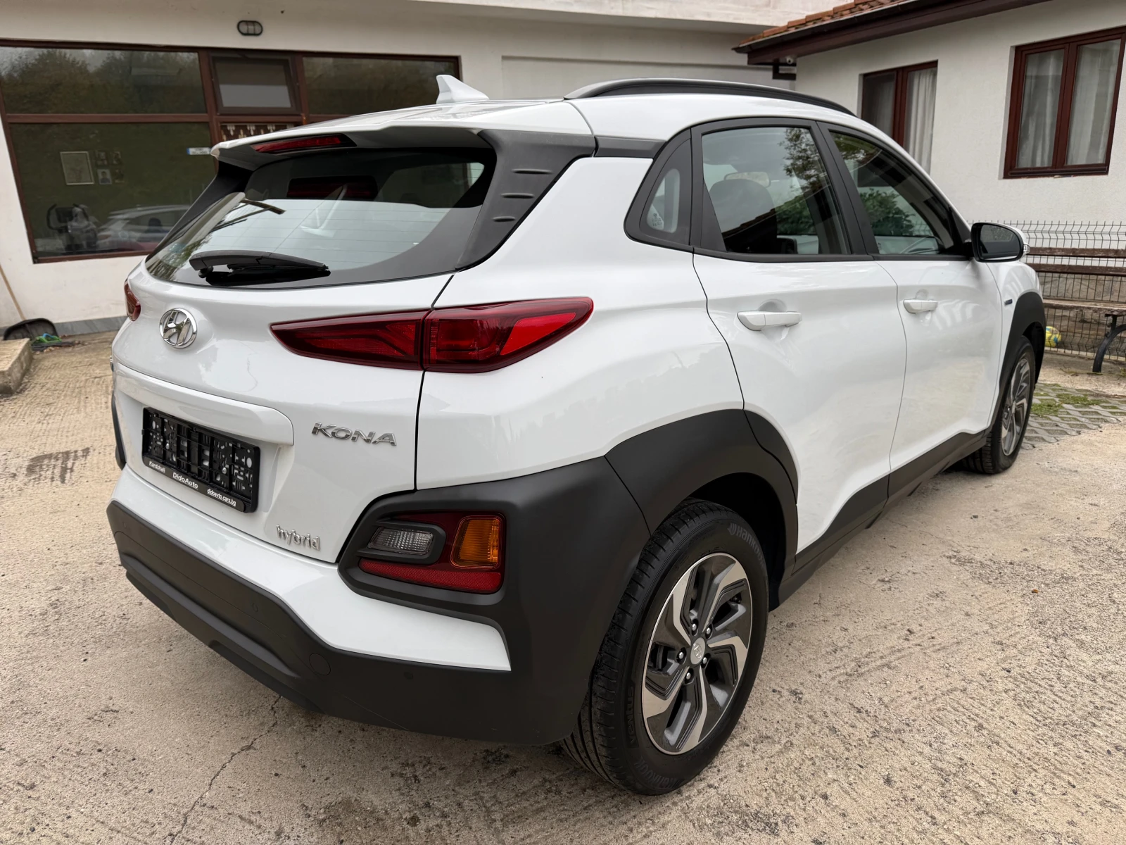 Hyundai Kona 1.6i Hybrid - изображение 4