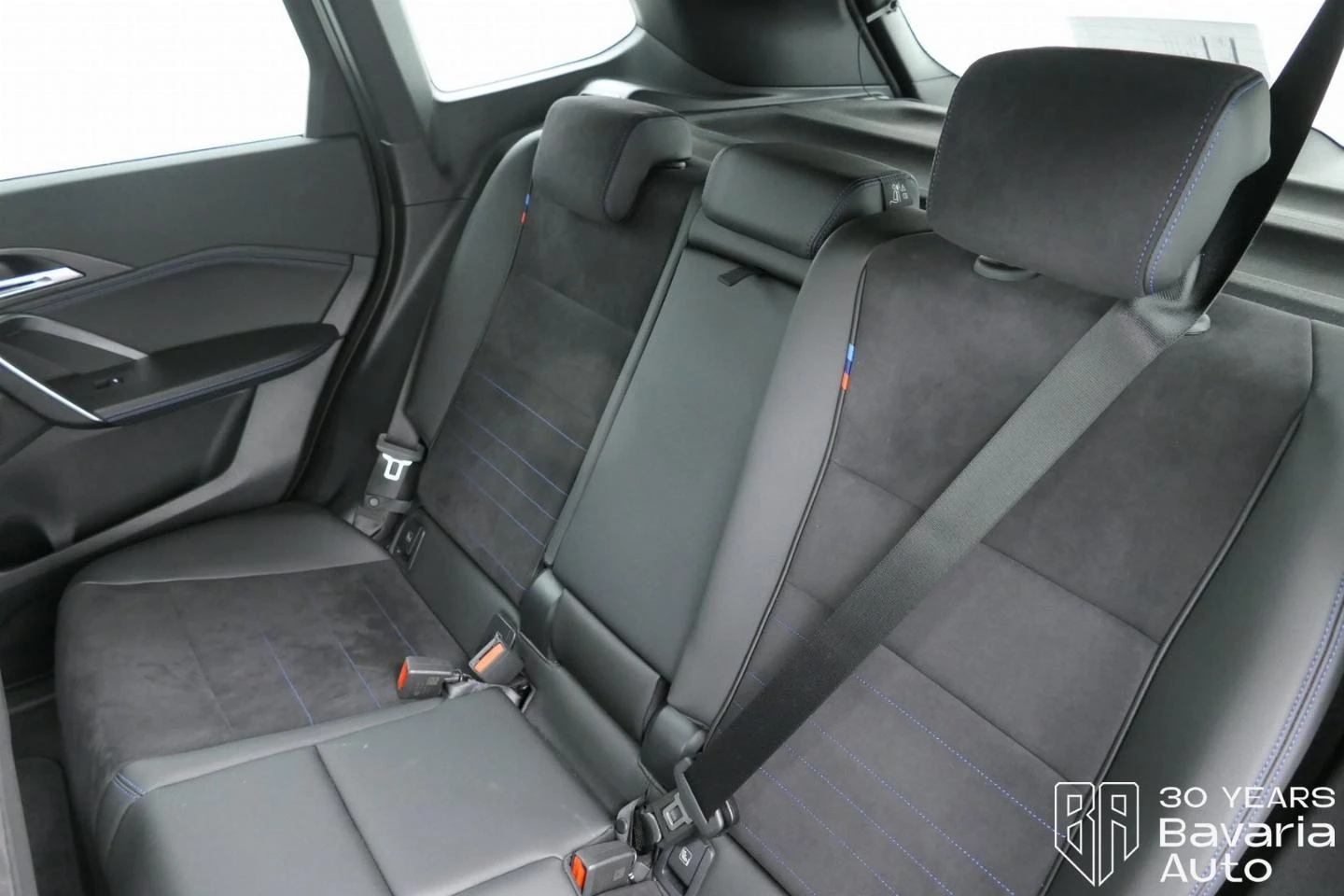 BMW iX1 30 xDrive M Sport Paket  | Mobile.bg   9